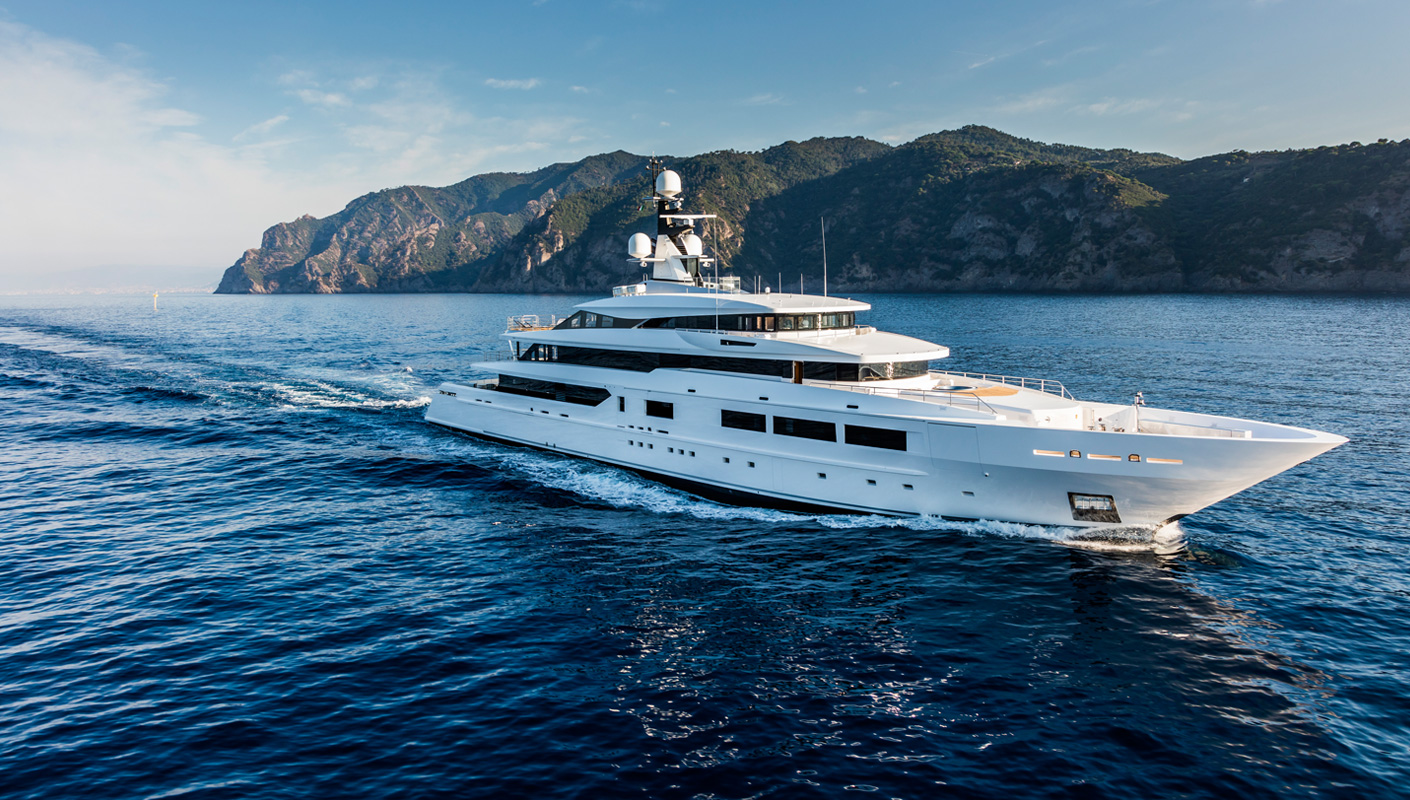 yacht brokers italy